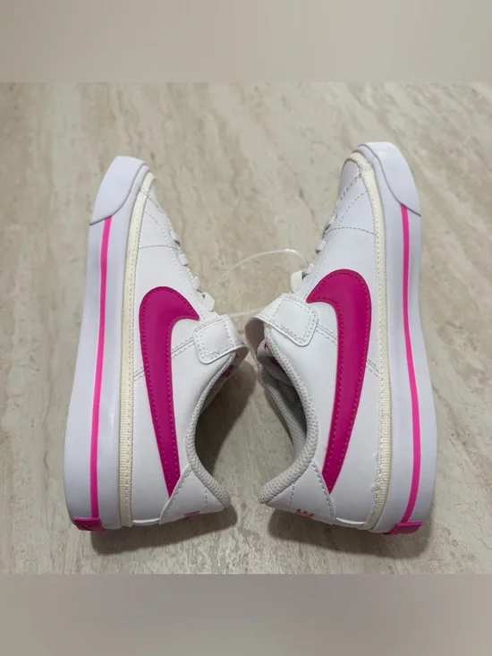 NWT Nike Little Girl Sneakers *1Y - Picture 4 of 8